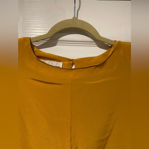 VTG Mustard Yellow Short Sleeve Keyhole Shell Blouse Shoulder Pads Size 14 - Picture 4 of 12